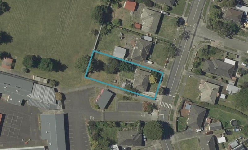 20 Rochester Street, Awapuni, Palmerston North - Carousel 1