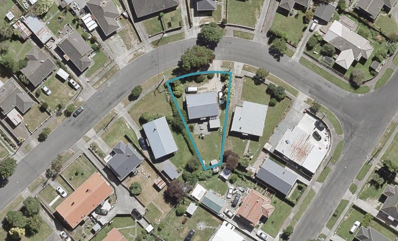 160 Reynolds Street, Taita, Lower Hutt - Carousel 1