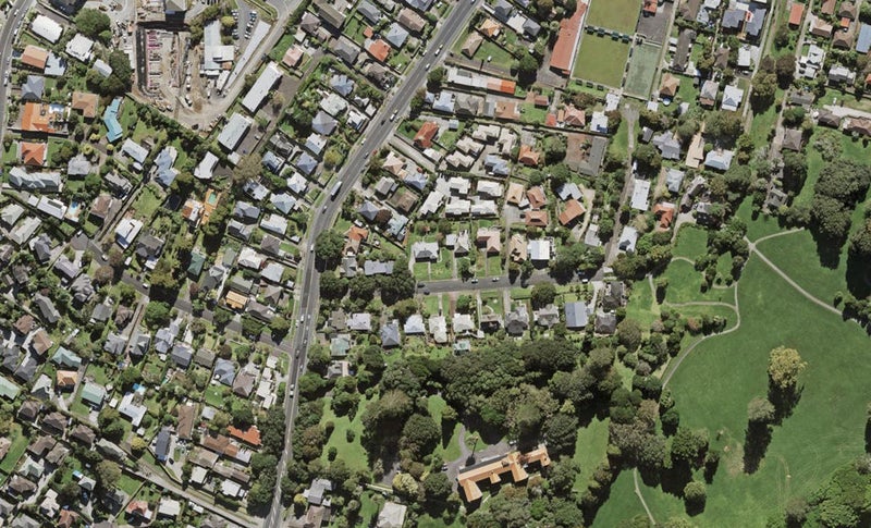 5 Mah Lane, Hillsborough, Auckland - Carousel 1