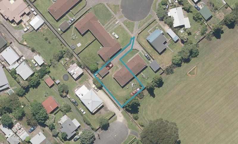 2A Wembley Place, Whanganui East, Whanganui - Carousel 1