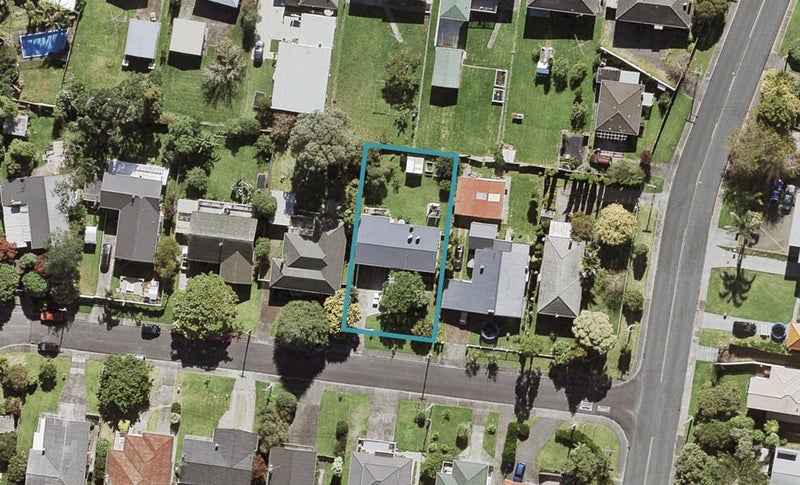 5 Gregory Place, Mount Roskill, Auckland - Carousel 1
