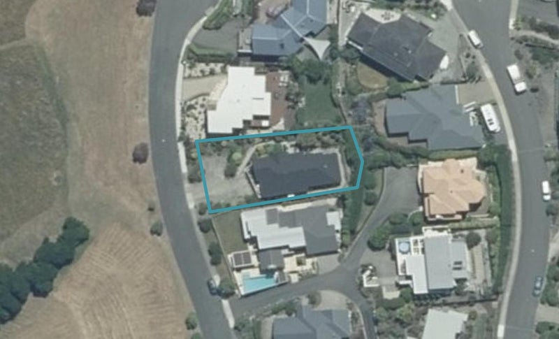 22 Zeehaen Place, Britannia Heights, Nelson - Carousel 1
