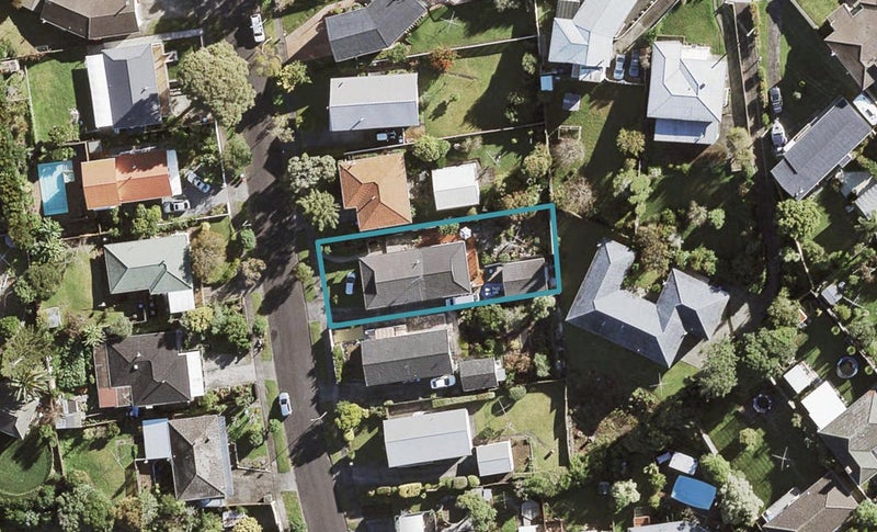 7 Pasteur Place, New Windsor, Auckland - Carousel 1