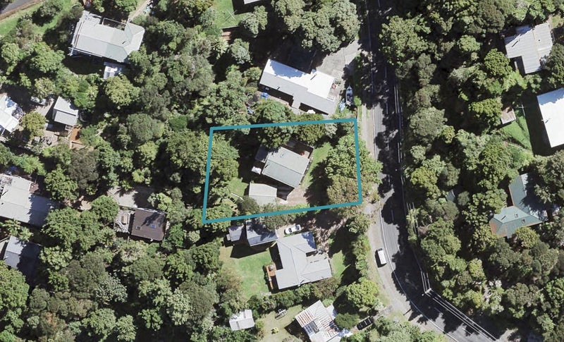 33 Victory Road, Laingholm, Auckland - Carousel 1