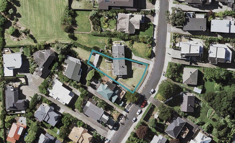 64 Kurahaupo Street, Orakei, Auckland - Carousel 1