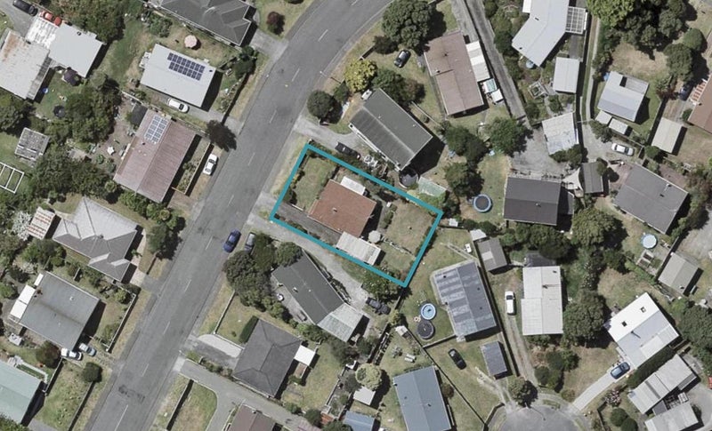 34 Norfolk Crescent, Otaki Beach, Otaki - Carousel 1