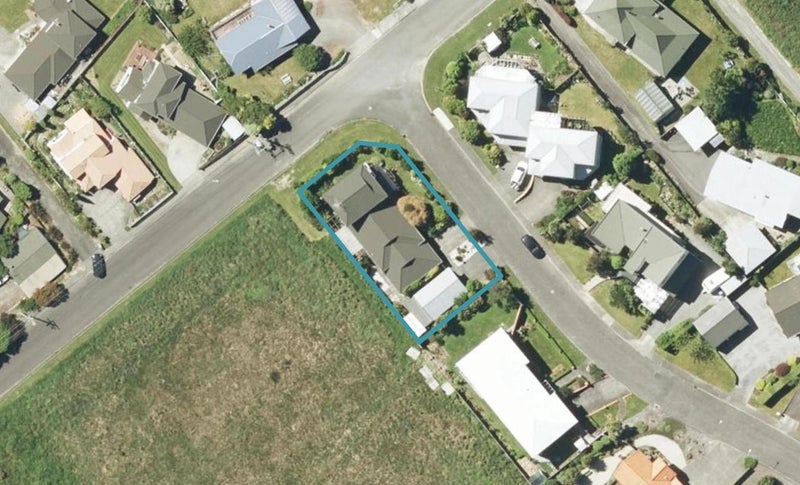 102 Moana View Road, Waikawa, Picton - Carousel 1