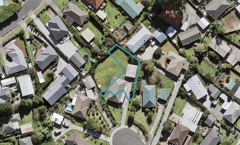 6/9 Beaufield Lane, Te Atatu Peninsula, Auckland - Carousel 1