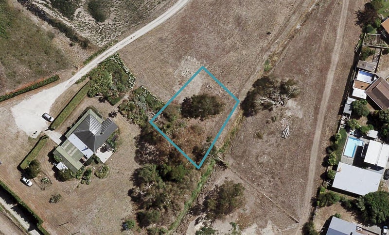 39 Te Awanga Terrace, TE AWANGA - Carousel 1