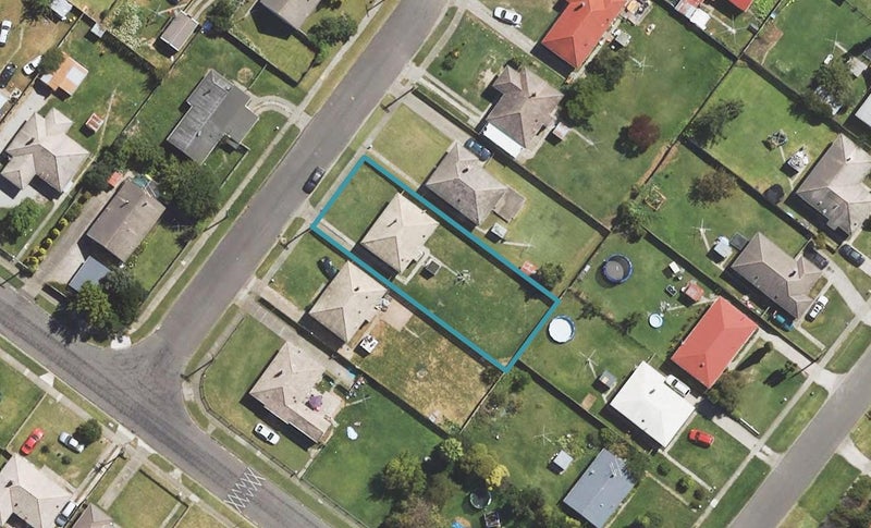 3 Taruheru Crescent, Mangapapa, Gisborne - Carousel 1