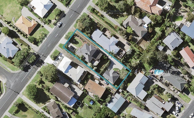 59 Litten Road, Cockle Bay, Auckland - Carousel 1