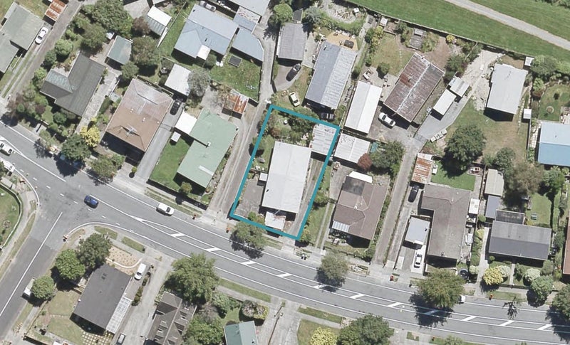 31B Gemstone Drive, Birchville, Upper Hutt - Carousel 1
