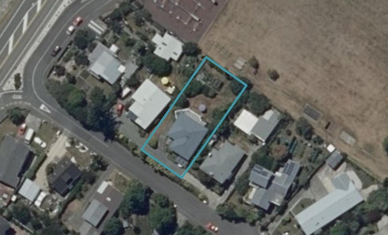 5 Clifton Place, Marybank, Nelson - Carousel 1