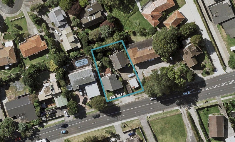 2/38 Redoubt Road, Goodwood Heights, Auckland - Carousel 1
