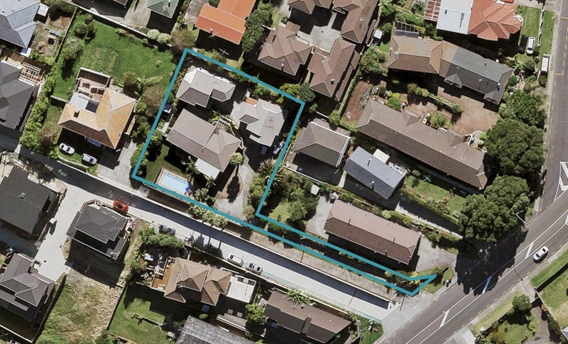 3/0 Hillsborough Road, Mount Roskill, Auckland - Carousel 1