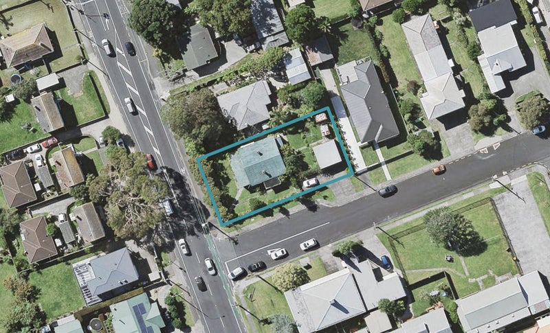 170 Lake Road, Belmont, Auckland - Carousel 1