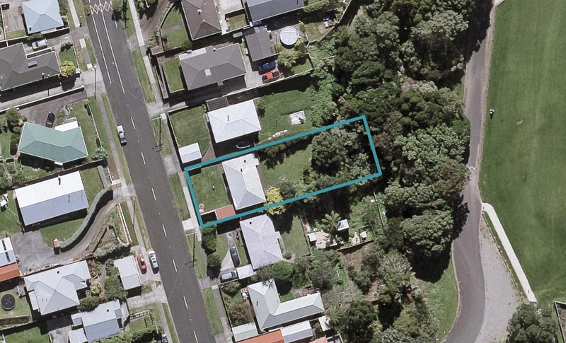127 Pioneer Road, Moturoa, New Plymouth - Carousel 1