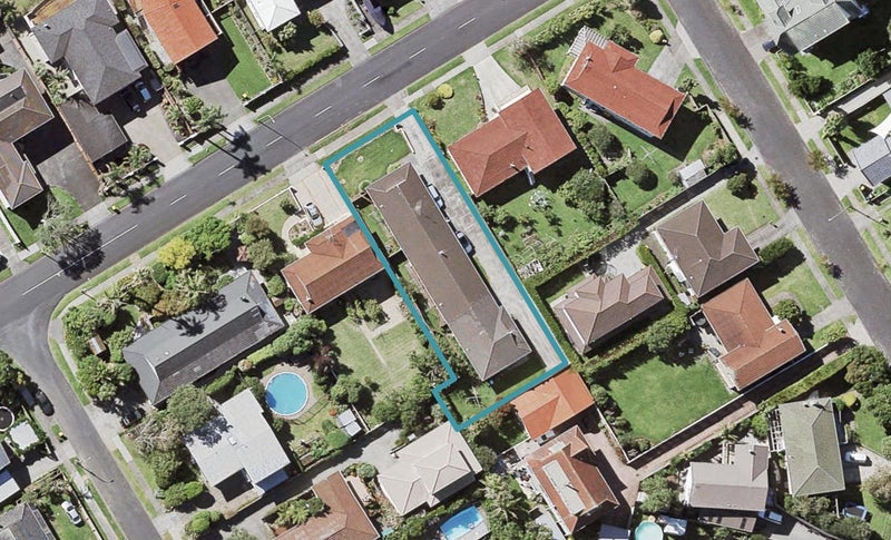 3/11 Sea Spray Drive, Bucklands Beach, Auckland - Carousel 1