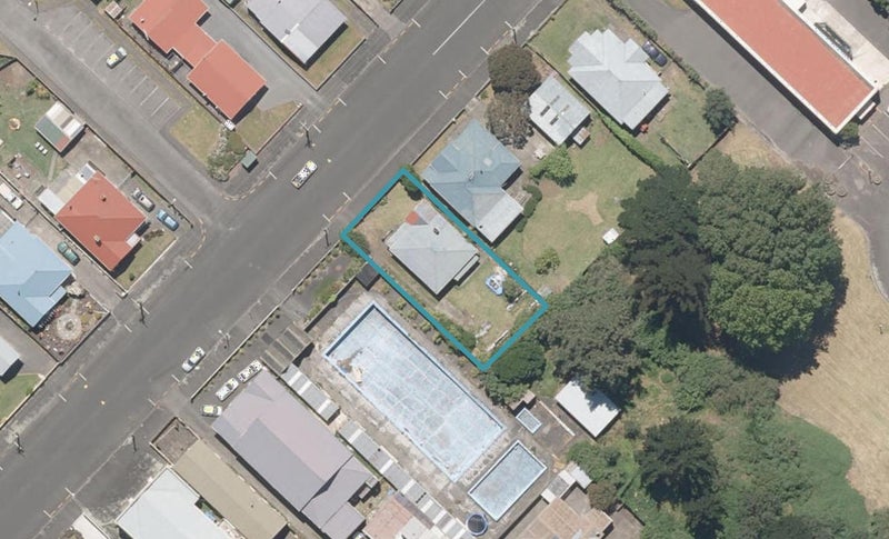 35 Tawa Street, Gonville, Whanganui - Carousel 1