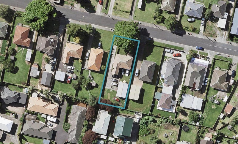 32 Caen Road, Panmure, Auckland - Carousel 1