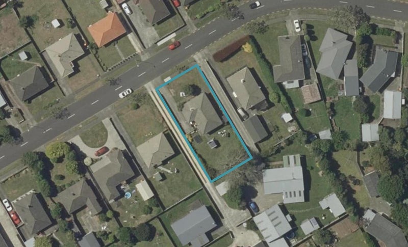 122 Limbrick Street, Terrace End, Palmerston North - Carousel 1
