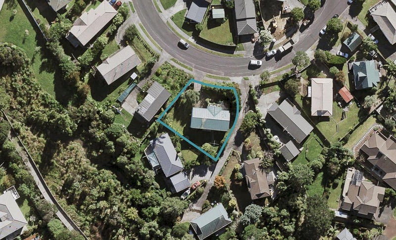 9 Mallard Place, Unsworth Heights, Auckland - Carousel 1