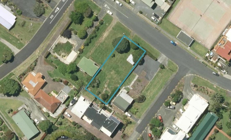 16 MacMurray Road, Paihia, Paihia - Carousel 1