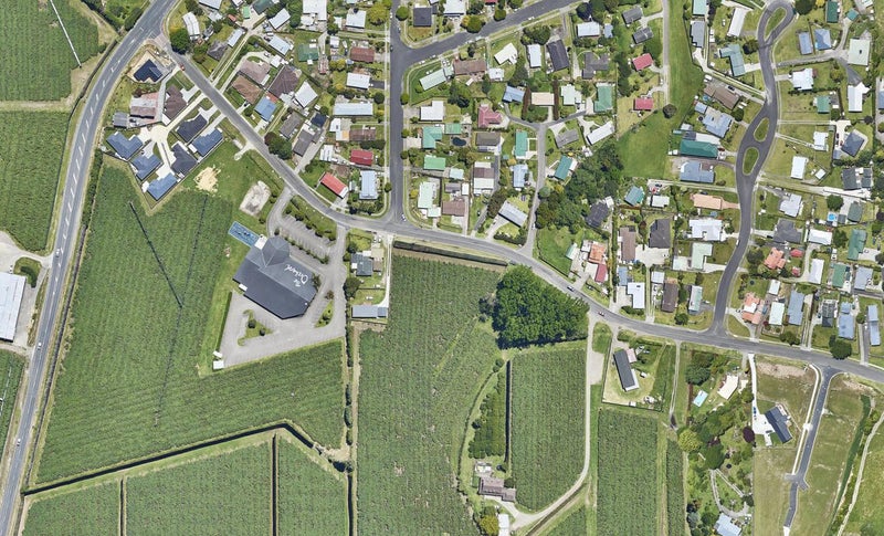 24 MacLoughlin Drive, Te Puke, Te Puke - Carousel 1