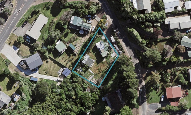 3 Natzka Road, Ostend, Waiheke Island - Carousel 1