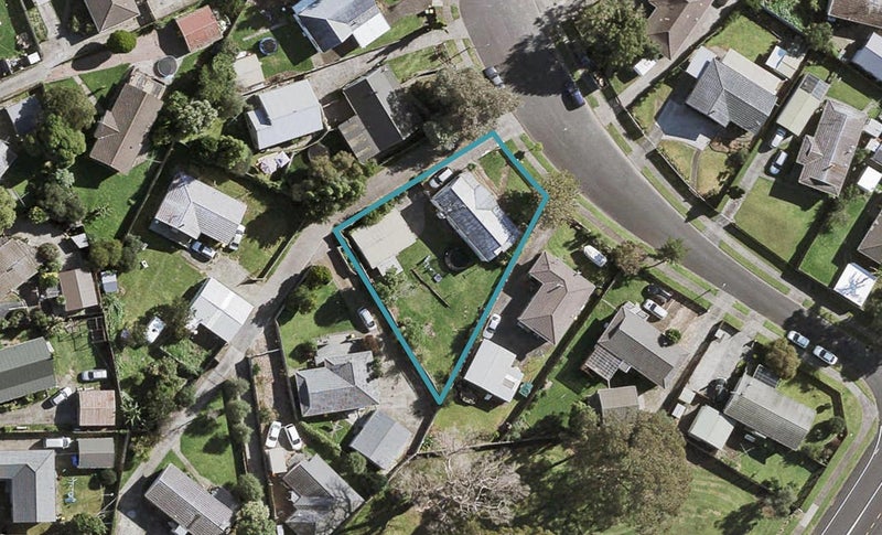 8 Goldnib Place, Randwick Park, Auckland - Carousel 1