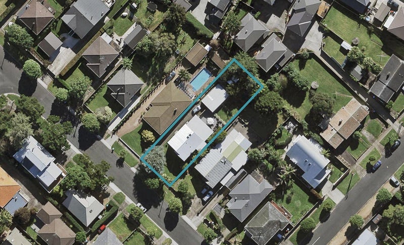 63 Namata Road, One Tree Hill, Auckland - Carousel 1