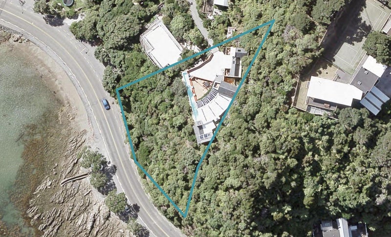 141 Marine Drive, Sorrento Bay, Lower Hutt - Carousel 1