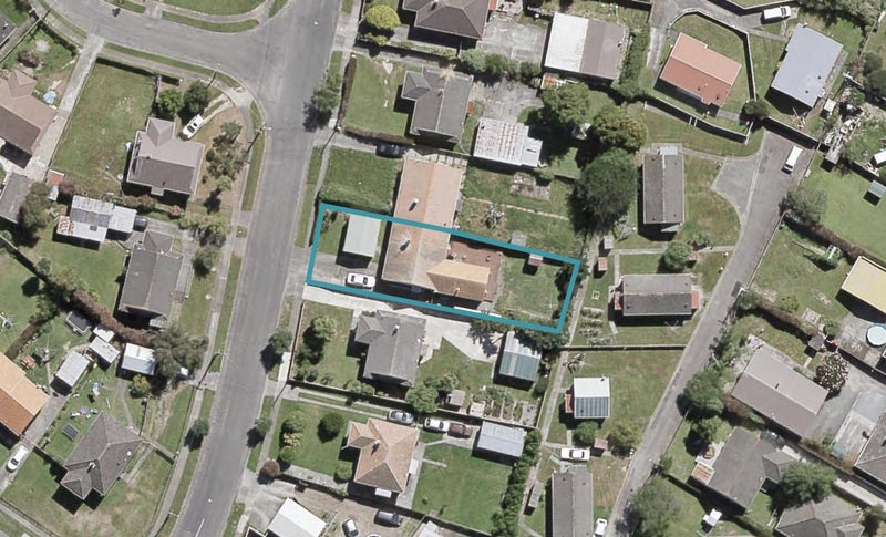 6 Poole Street, Taita, Lower Hutt - Carousel 1