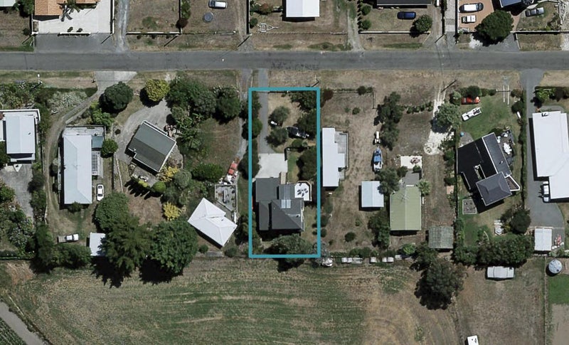 63 Gillies Crescent, Waimarama, Waimārama - Carousel 1