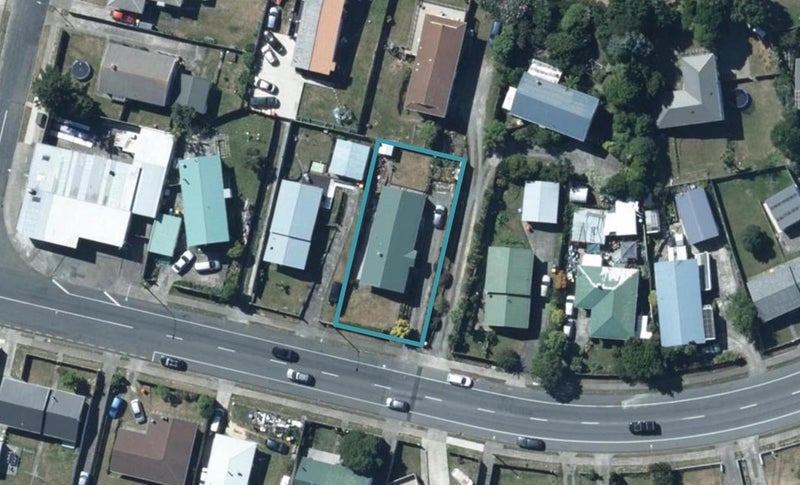 424 Warspite Avenue, Ascot Park, Porirua - Carousel 1