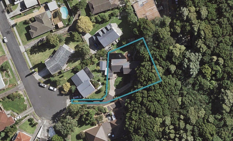 12 Patricia Place, Hillpark, Auckland - Carousel 1