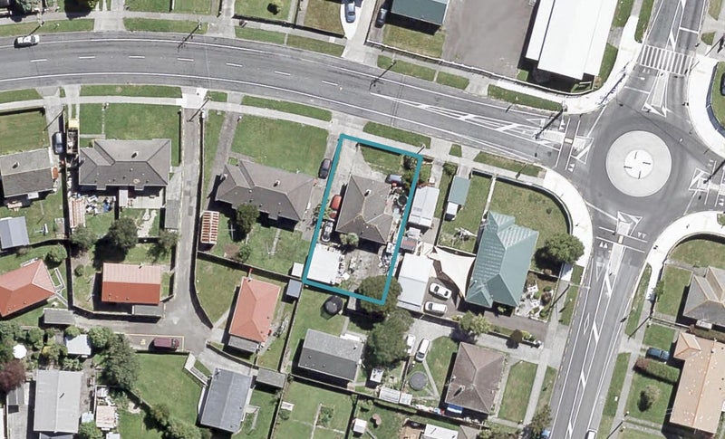 52 Rata Street, Naenae, Lower Hutt - Carousel 1