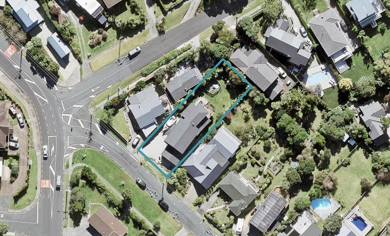 4 Rock Isle Road, Torbay, Auckland - Carousel 1