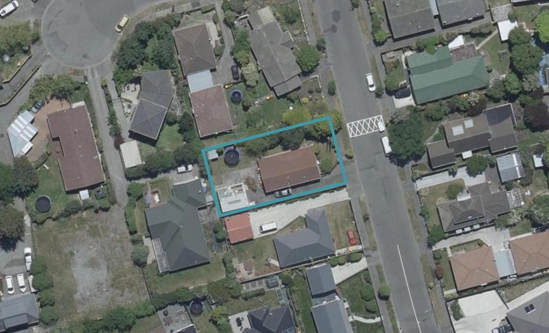 49 Royal Park Drive, Parklands, Christchurch - Carousel 1