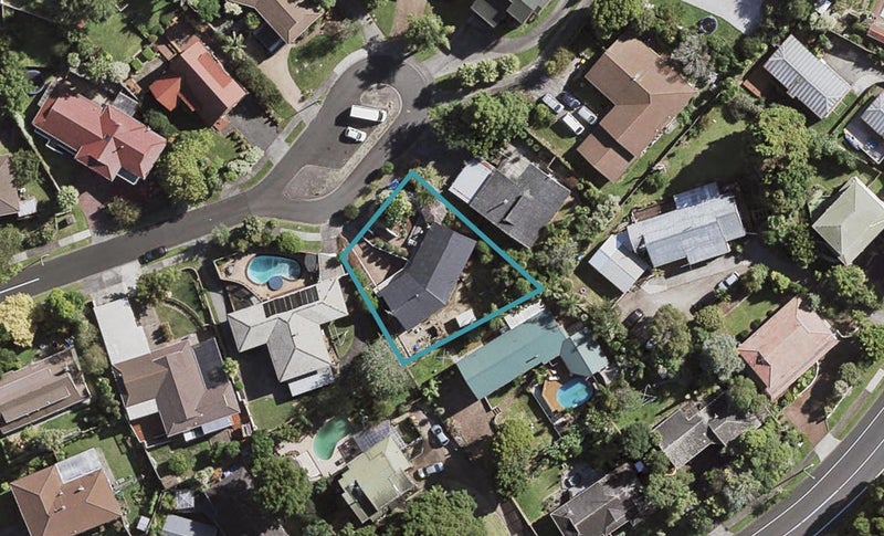 7 Tilia Place, Totara Heights, Auckland - Carousel 1