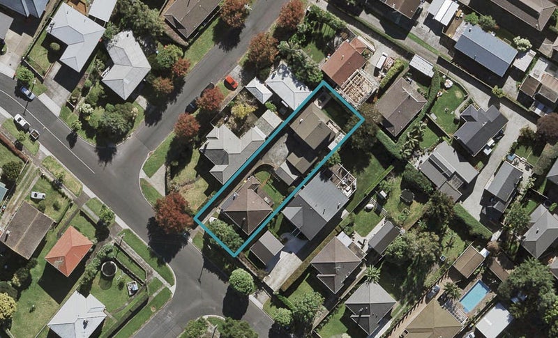 73 Namata Road, One Tree Hill, Auckland - Carousel 1