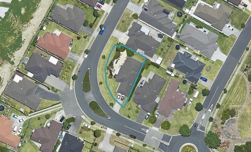 6 Galloway Crescent, Pyes Pa, Tauranga - Carousel 1