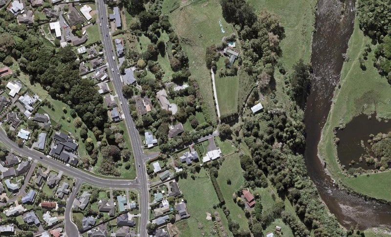 3A William Street, Highlands Park, New Plymouth - Carousel 1