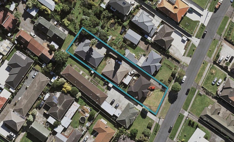 1/15 Regent Street, Papatoetoe, Auckland - Carousel 1