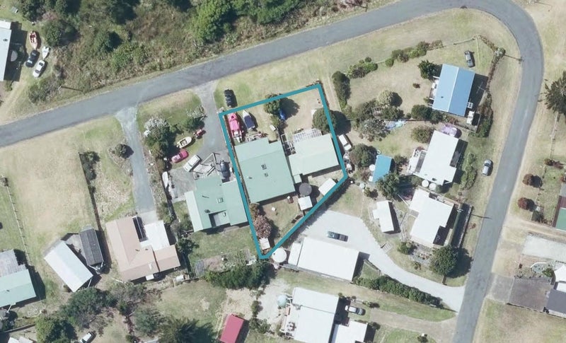 12B Kuku Avenue, Mahia, Māhia - Carousel 1