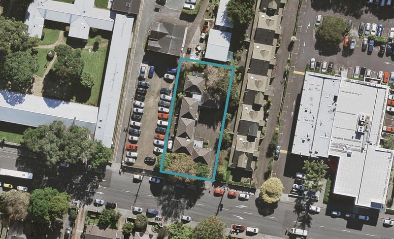 1/11 Owens Road, Epsom, Auckland - Carousel 1
