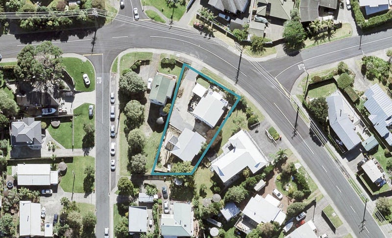 104/102 Stanmore Bay Road, Stanmore Bay, Whangaparāoa - Carousel 1