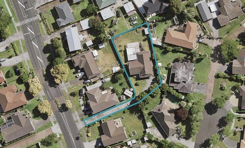 89 Tington Avenue, Wattle Downs, Auckland - Carousel 1