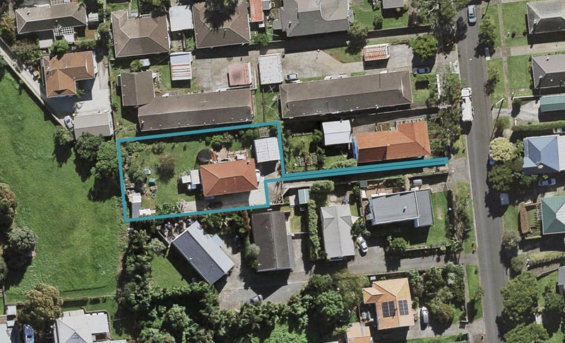 2/86 Victoria Street, Onehunga, Auckland - Carousel 1