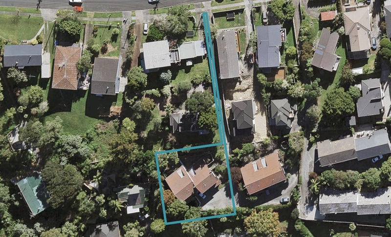 2/39A Coronation Road, Hillcrest, Auckland - Carousel 1